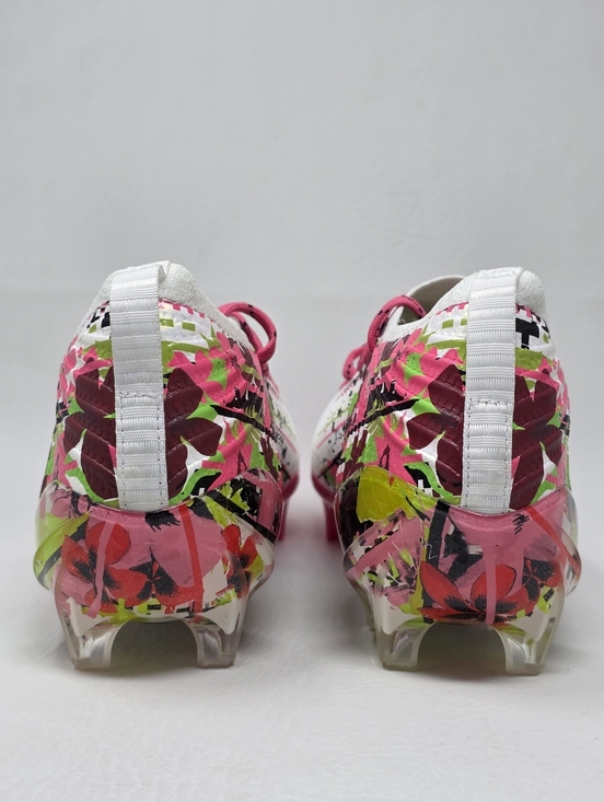 Athletic_Shoes
